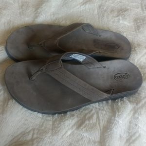 Chaco | Leather Flip Sandal (Excellent Condition)